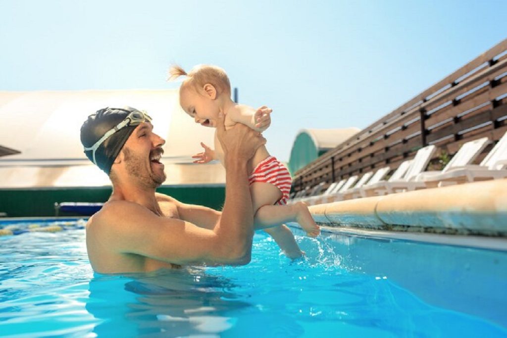 Guide complet sur la couche de bain bébé